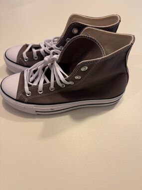 Converse High-Top Canvas Sneakers in Brown and White Sz 9.  NWOB. Box42
